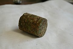 гринспун,5г шиш спресованы в 2см колбасу в 20 кубовом шприце.